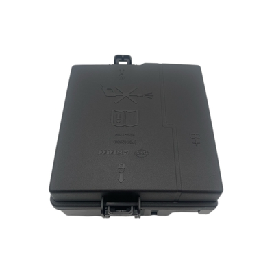 12V Voltage Fuse Box Cover para BYD Song PLUS DM-I Mantenha seu segurador