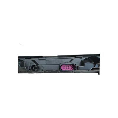 OE n.o 7051052700 Geely Boyue L Sistema de iluminação automotiva Lâmpada de barra central frontal OEM